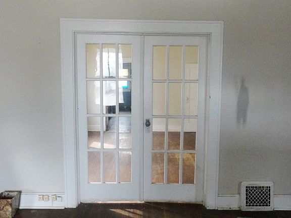 4th image of 1125 Bellemeade Ave