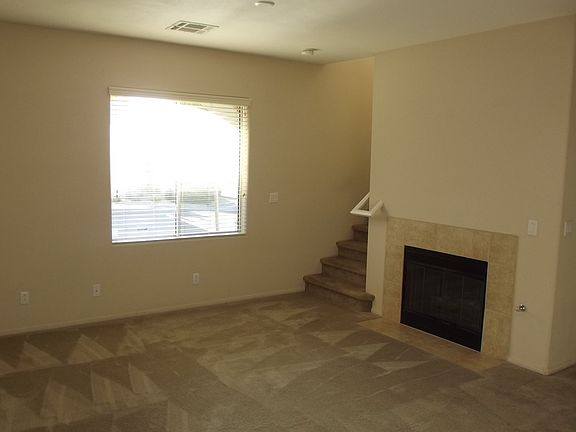 5th image of 12072 Avery Meadows Ave