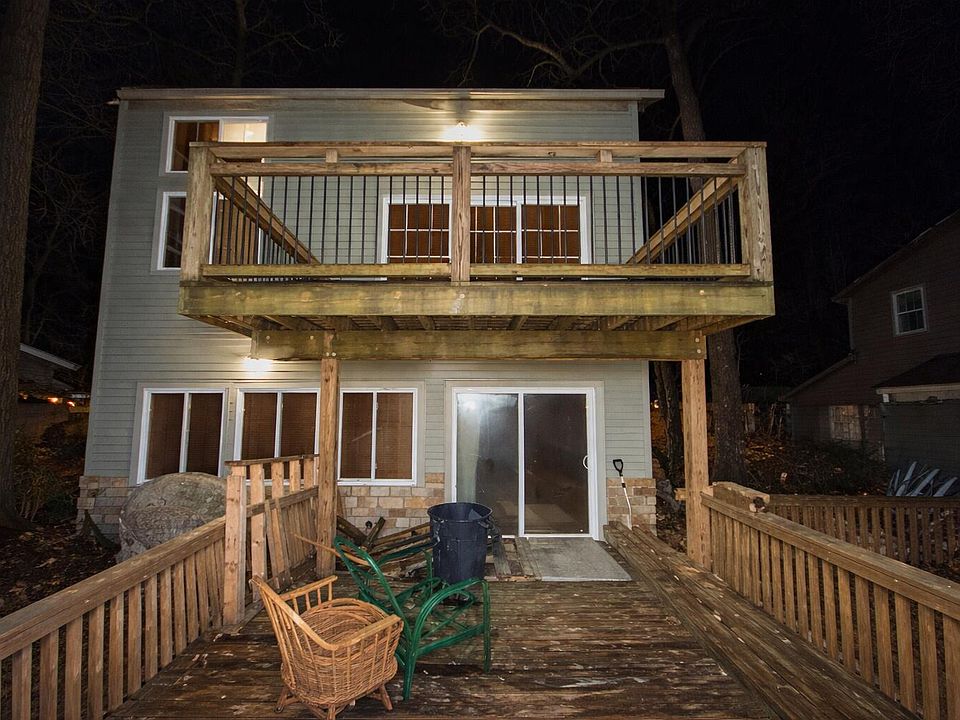 1st image of 122 Lake Hart
