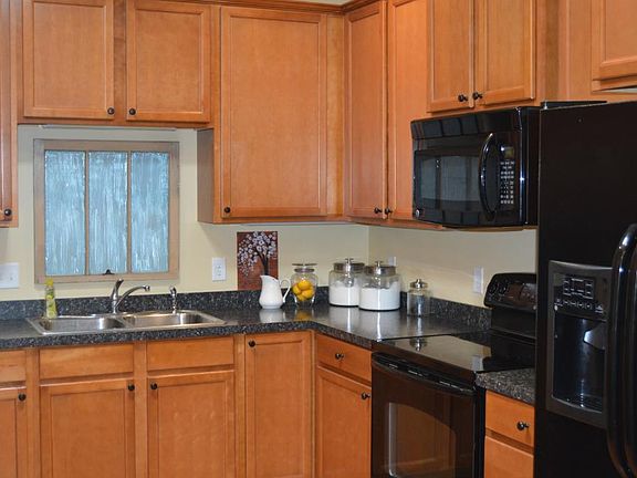 5th image of 12617 Midway Ct NE Unit E