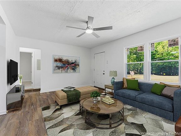 2nd image of 2036 McPherson Dr