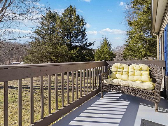 3rd image of 1072 Dry Branch Rd