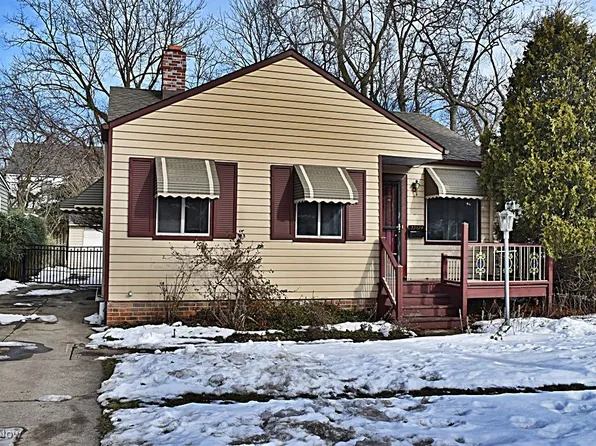 12329 Garland Ave, Garfield Heights, OH 44125