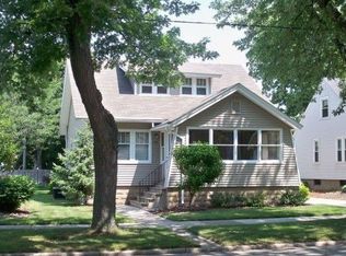 51 W 22nd St, Holland, MI 49423