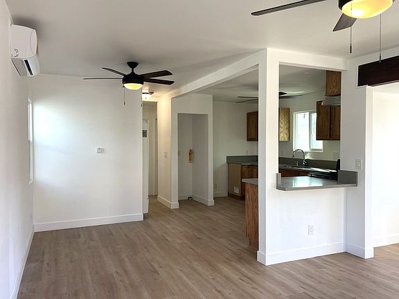 5th image of 3124 & 3126 S Carolina St #3124