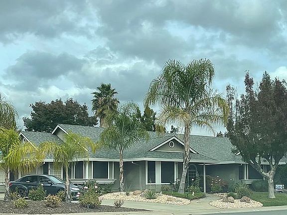 4th image of 1089 Greenhaven Dr