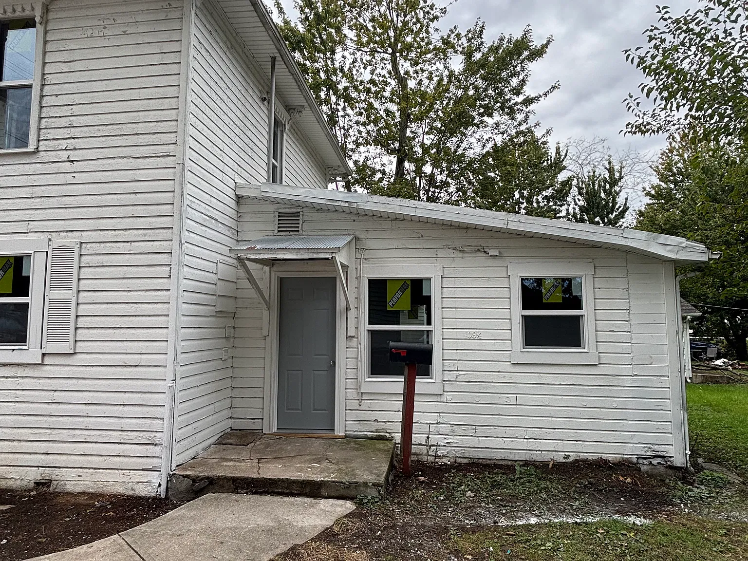 1 bed, 700 sqft, $900 — Photo 1