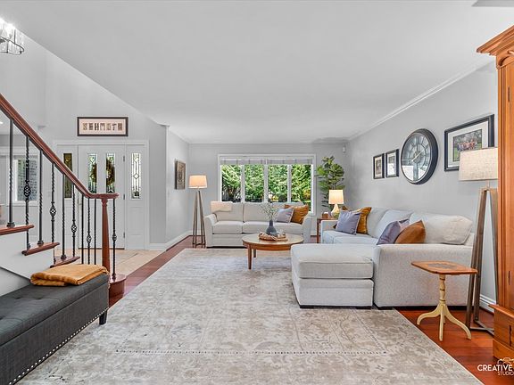 3rd image of 436 Dilorenzo Dr