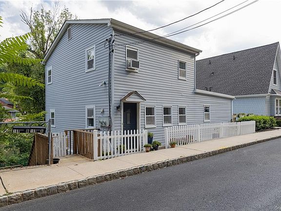 3rd image of 169 Piermont Ave