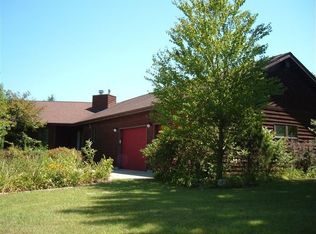 1711 N Pine Ridge Dr, La Porte, IN 46350