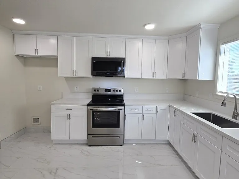 220 K St — Photo 6