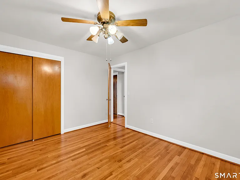 7 Olson Ave — Photo 16