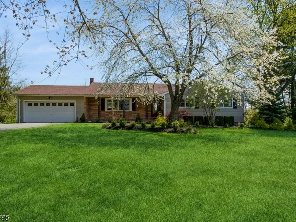 243 Hockenbury Rd, Hillsborough Twp., NJ 08844