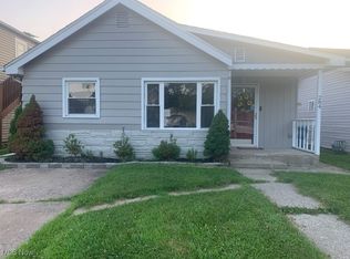 284 Altamont Rd, Vermilion, OH 44089