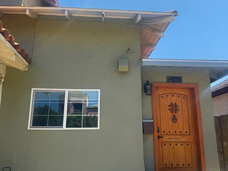 1904 Julian Ave — Photo 16