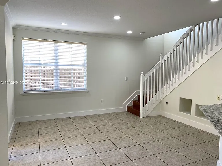 4874 NW 107th Path — Photo 3