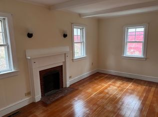 29 Lakehurst Ave, Weymouth, MA 02189