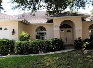 4899 Oak Pointe Way, Sarasota, FL 34233