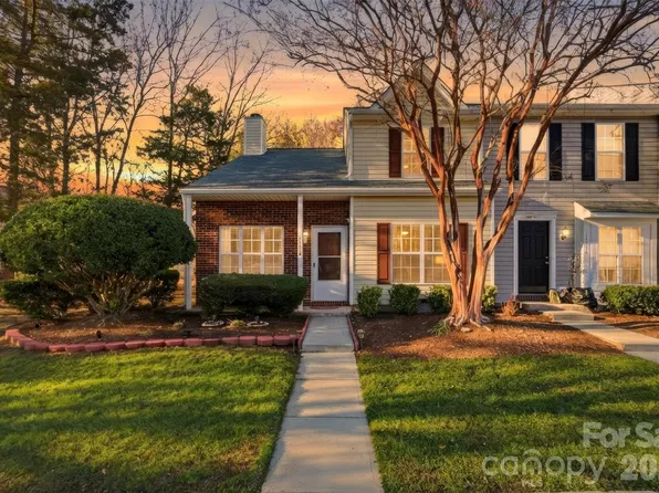 11118 Pimlico Dr, Charlotte, NC 28273