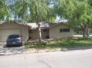 11595 Echo Ln, Hanford, CA 93230