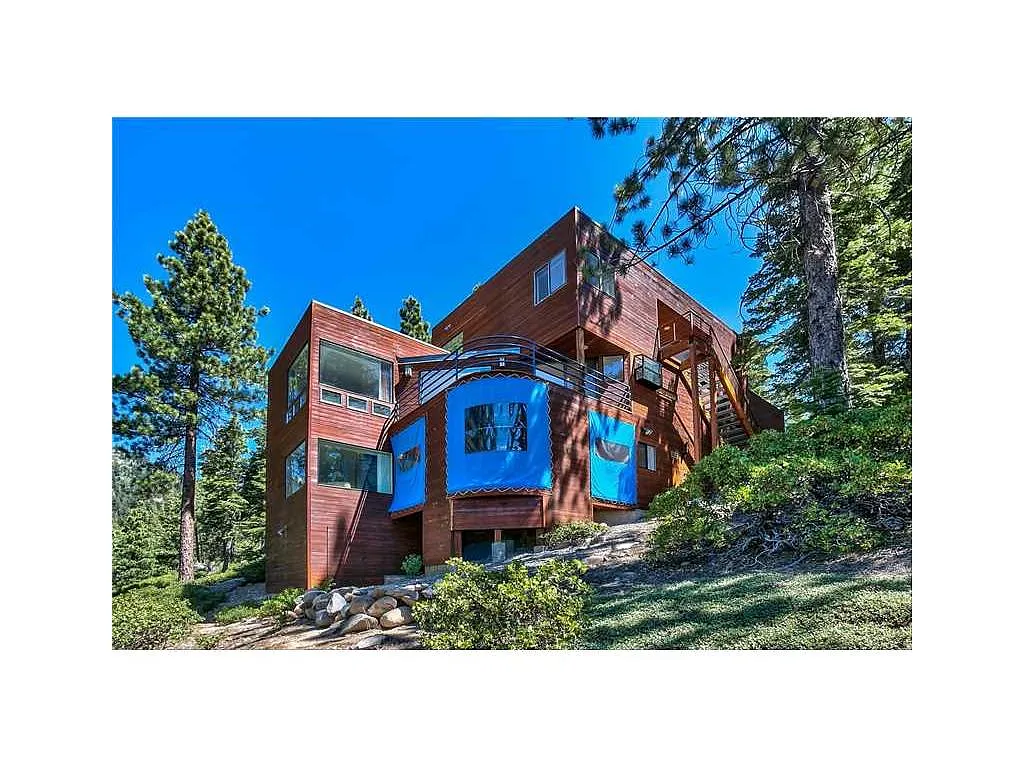 563 Bronco Ct photo 1