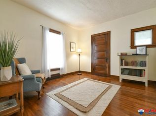 3229 R St, Lincoln, NE 68503