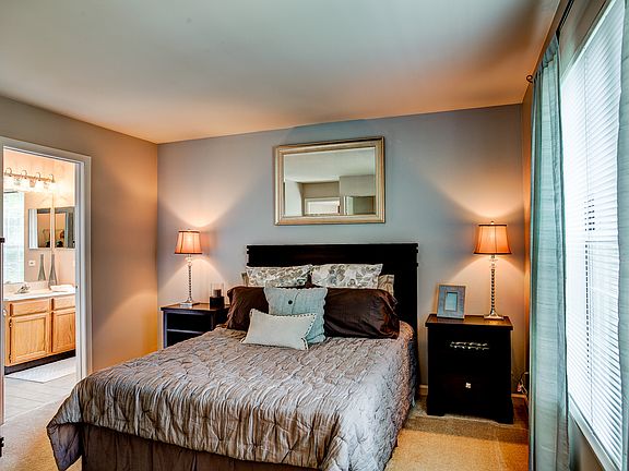3rd image of 5700 Walnut Ave #2A-06-732