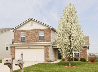 6330 W Chelmsford Dr, McCordsville, IN 46055