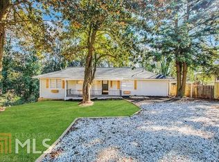 6215 Dodgen Rd SW, Mableton, GA 30126