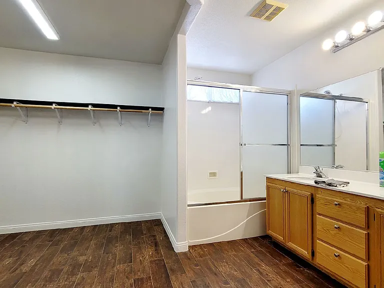 8344 Golden Cypress Ave — Photo 15