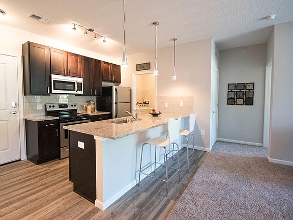 5th image of 331-2 Mirada Dr S #331