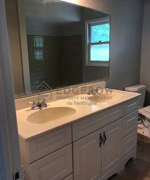 3700 Kalamazoo Ave SE — Photo 35