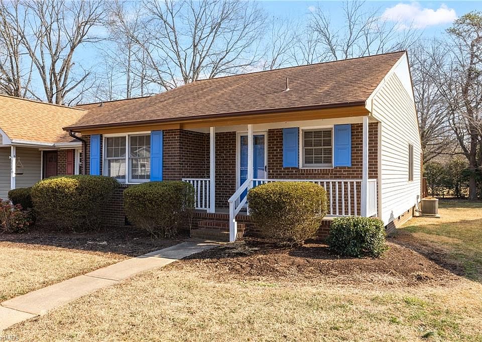 1st image of 716 Meadowgreen Village Dr APT 4A