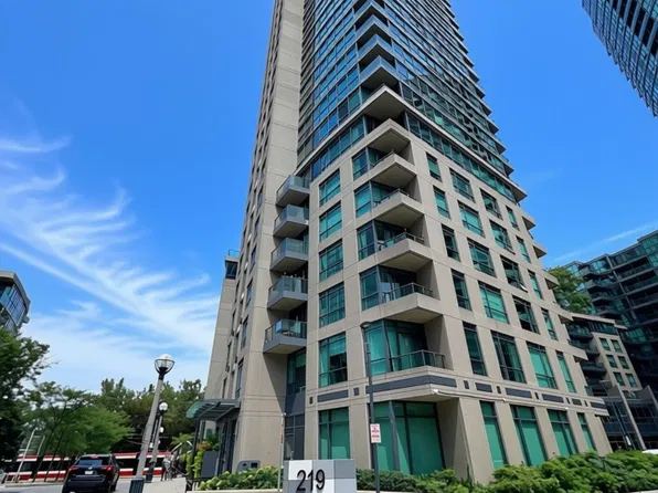 219 Fort York Blvd S, Toronto, ON