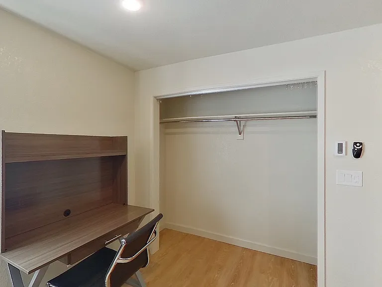 2437 Piedmont Ave — Photo 45