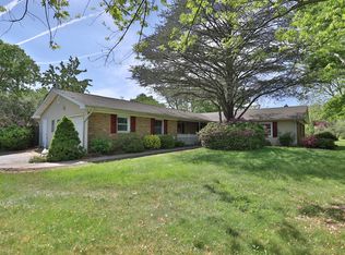 36 Manchester Ln, Stony Brook, NY 11790
