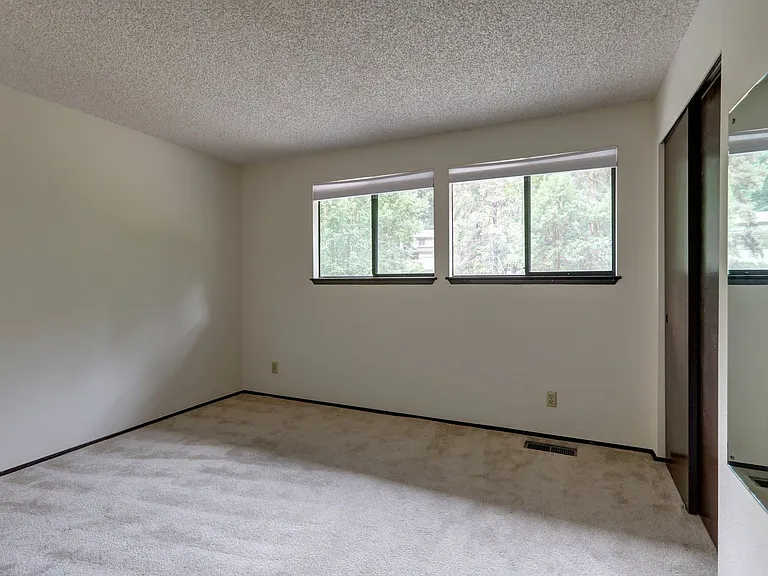 2020 180th Ct NE — Photo 18