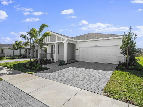 3rd image of 6696 NW Cloverdale Avenue