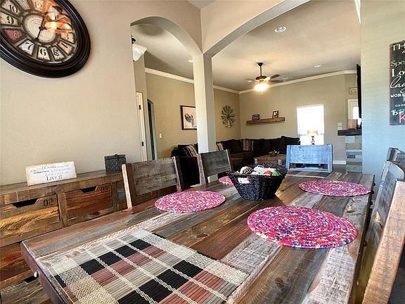 4th image of 108 Prarie Grass Dr