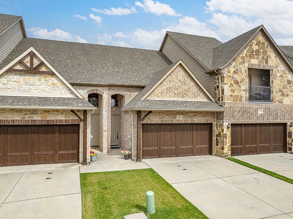 1st image of 317 Featherstone Trl