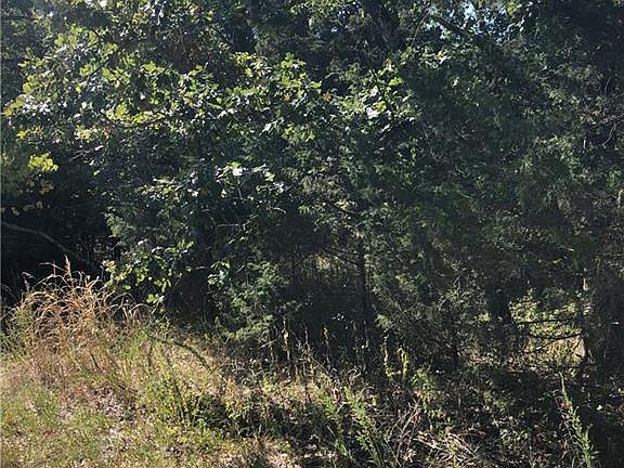 5th image of Twin Peak Dr