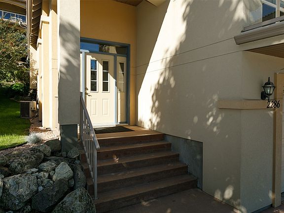 4th image of 2286 Country Club Dr