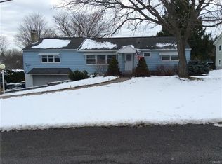 105 Parsons Rd, Camillus, NY 13031