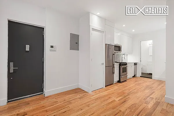 Rented by Citi Habitats | media 7