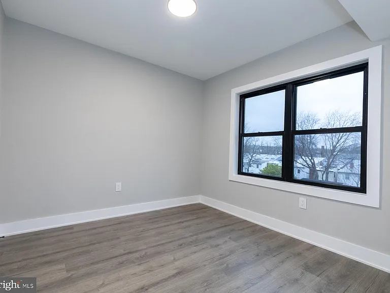 1321 Shepherd St NW — Photo 13