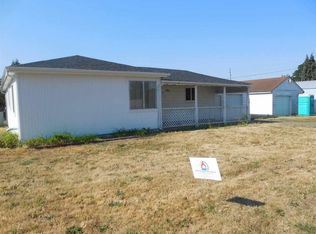 820 Tangent St, Lebanon, OR 97355