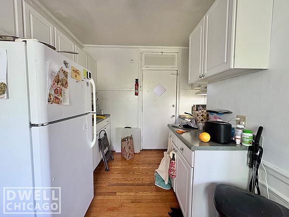 3rd image of 2147 N Fremont St #2151-2N