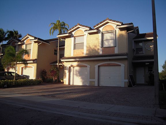 4th image of 5407 NW 89th Ave