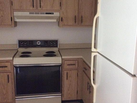 5th image of 1035 Ellen Ct #1035