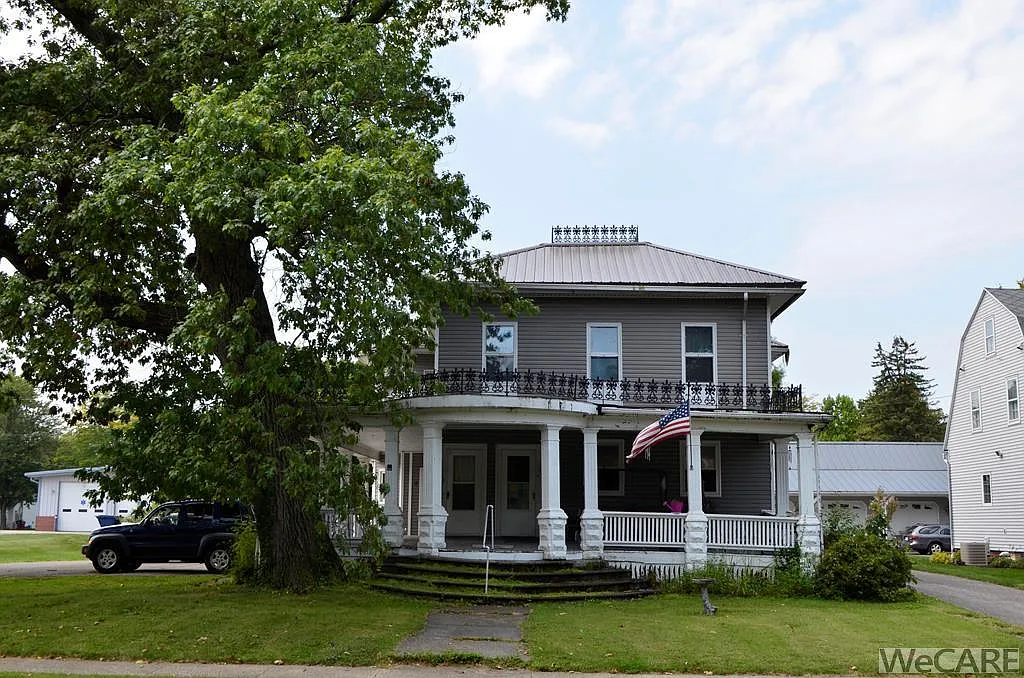 535 N Main St photo 1
